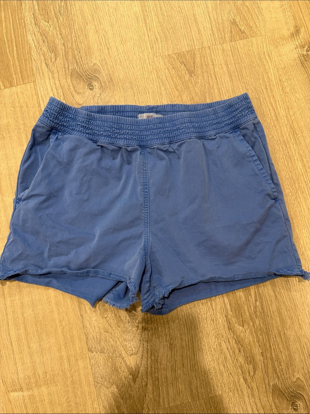 Vineyard Vines Women's Blue Elastic-Waist Chino Shorts